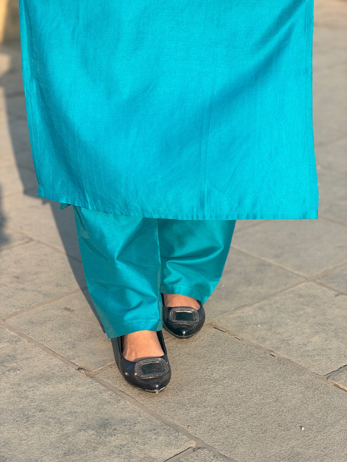 Latest Mulchanderi Peacock Jari Work Straight Cut Party Wear Suit.