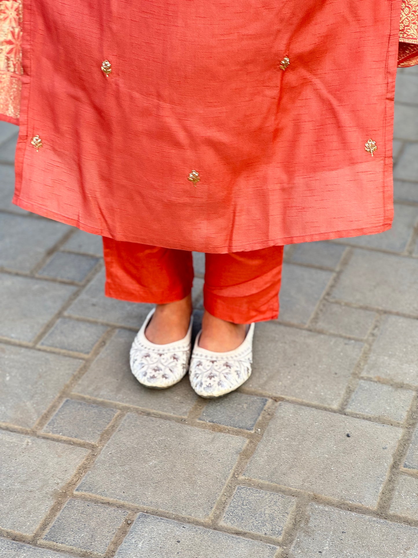 Beautiful Jari & Katdana Work With Premium Wedding Wear Suit.