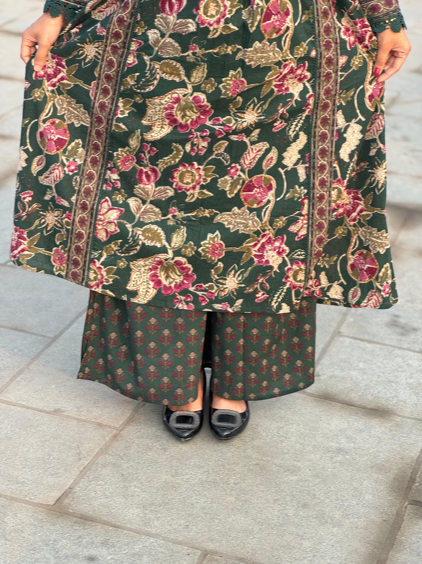 Latest Floral Printing Cotton Semi-Party Wear A-Line Suit.