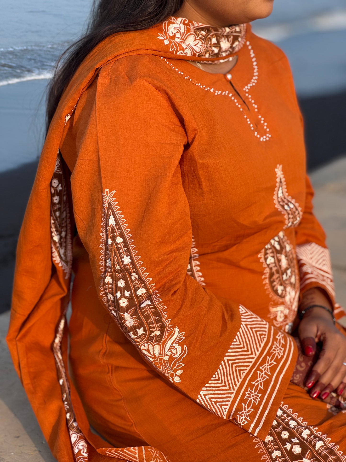 Latest Printing Cotton Hand Embroidery Semi-Party Wear Straight Cut Suit.